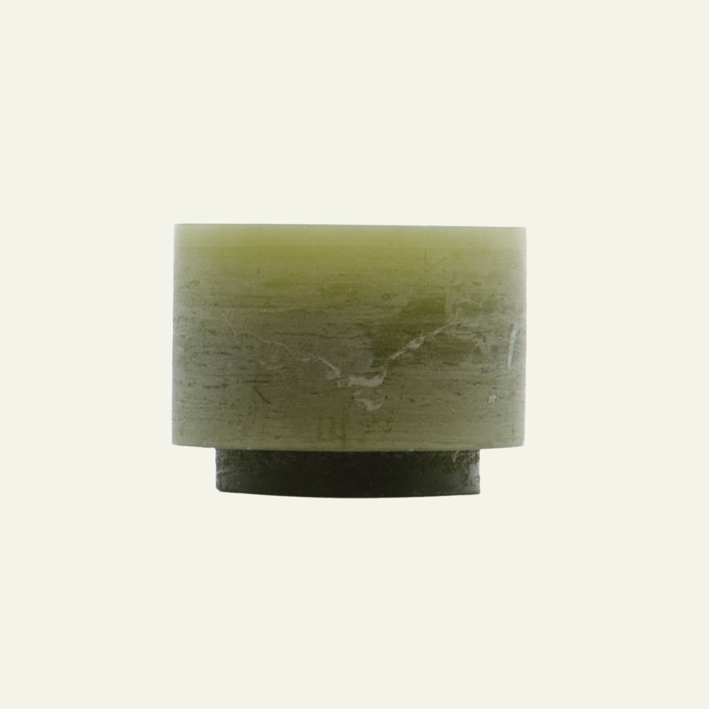 Lichtgroene kaars module van Stan Editions. Light green candle module from Stan Editions. Module bougie vert clair de Stan Editions.